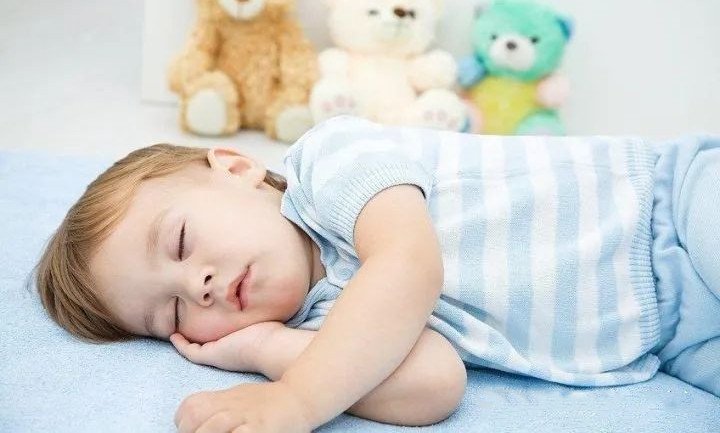 睡姿不正確會(huì)對(duì)脊柱側(cè)彎產(chǎn)生影響嗎？